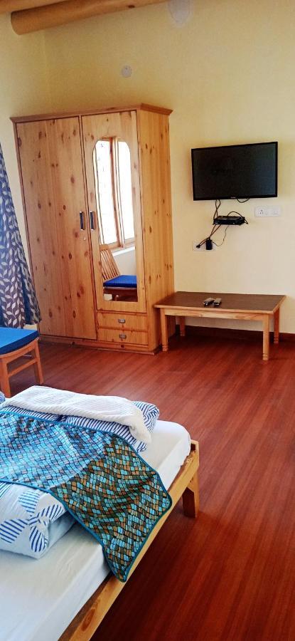 Lhardak Home Stay Leh Zewnętrze zdjęcie