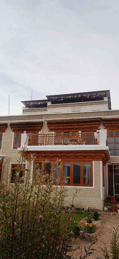 Lhardak Home Stay Leh Zewnętrze zdjęcie